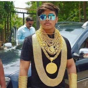 Meet your Posher, Vladimir